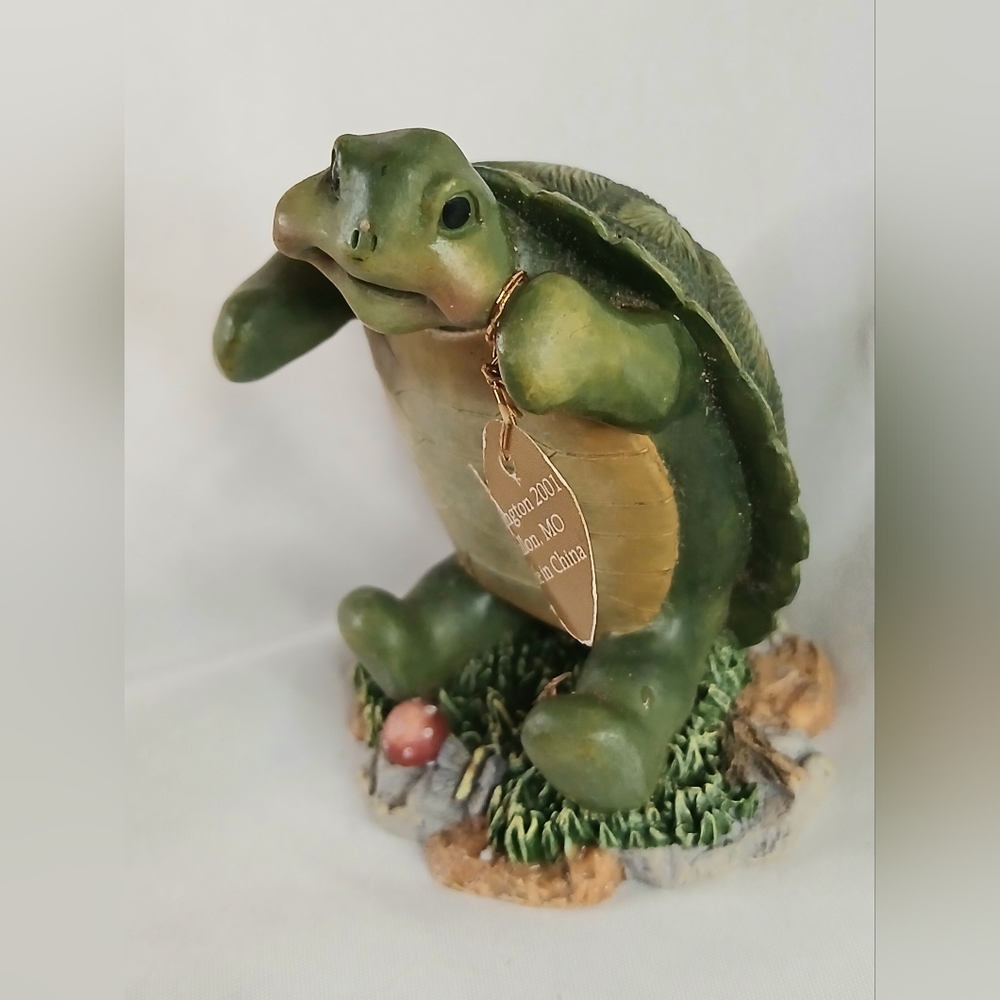 Turtle Love by Rovash Figurine - Picture 5 of 7